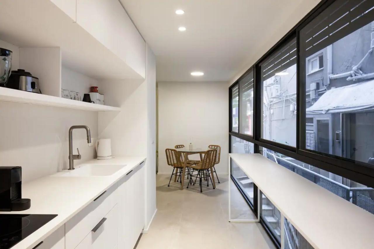 Renovated Large 3Rm Apartment 5 Min From The Beach Tel Aviv Esterno foto