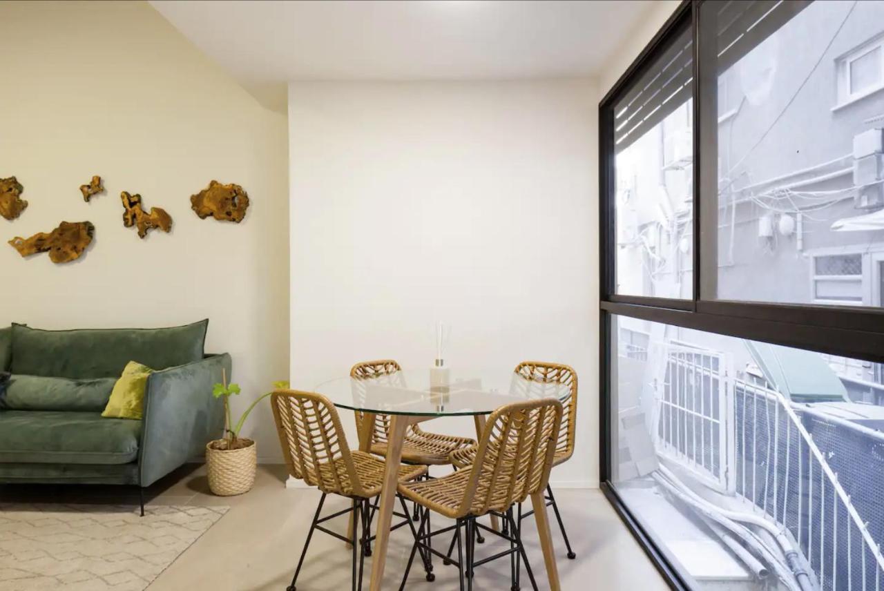 Renovated Large 3Rm Apartment 5 Min From The Beach Tel Aviv Esterno foto